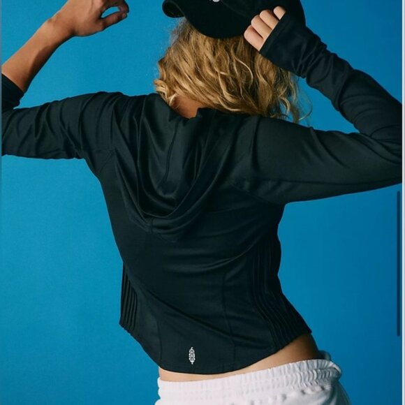 Free People Movement Playin' For Keeps Layer Size Large  New With Tags - Picture 3 of 13